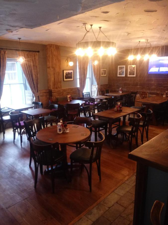 The Castlegate Arms 호텔 펜리스 외부 사진